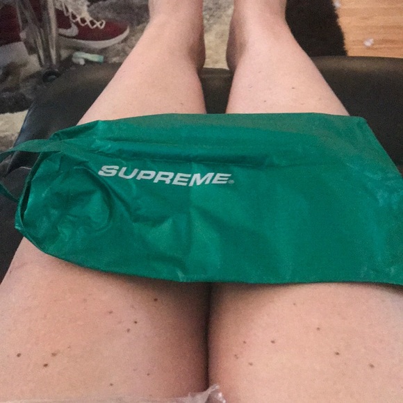 Supreme Other - NO BUNDLE. New Ditty Supreme bag